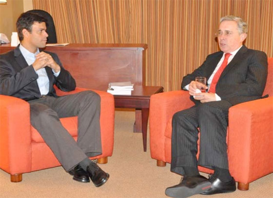 Leopoldo Lopez et Alvaro Uribe, 15 décembre 2011. (DR)